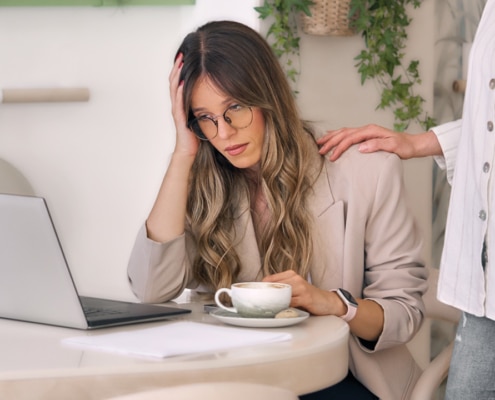 Nach einem Trauerfall zurück ins Arbeitsleben finden